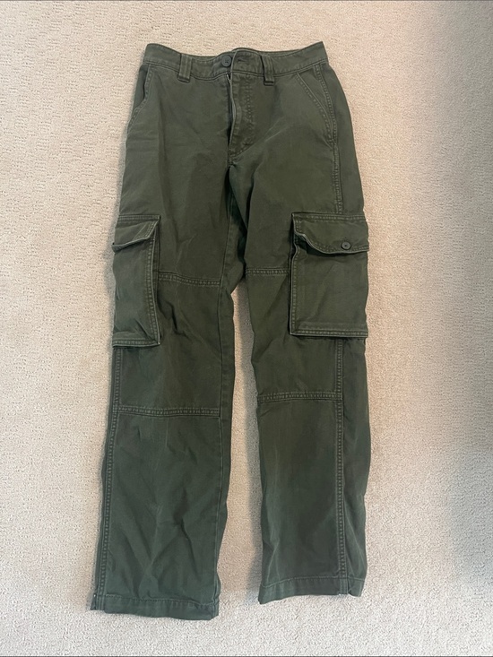 Aritzia Pants - Aritzia - TNA Women’s Cargo Pants